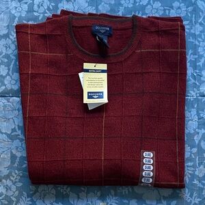 Dockers Men's Burgundy Crewneck Sweater
